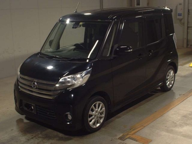 4427 Nissan Dayz roox B21A 2014 г. (TAA Kyushu)